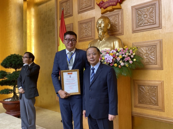 Thủ tướng Nguyễn Xuân Phúc tiếp Hiệp hội Doanh nghiệp vừa và nhỏ Việt Nam